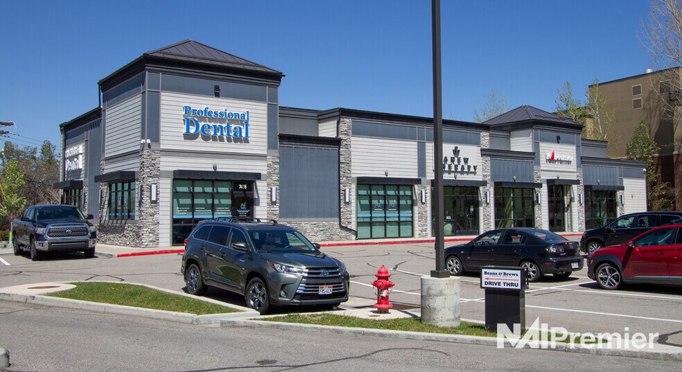 More Photos Of 7455 Union Park Ave, Sandy Restaurant For Sale