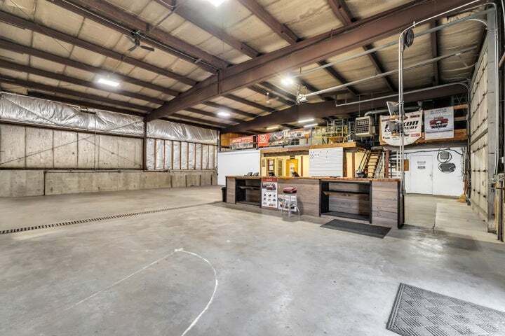 More Photos Of 6221 122nd Ave, Kenosha Warehouse For Lease