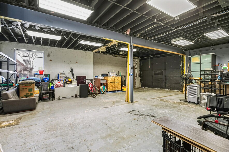 More Photos Of 1559 S Broadway, Denver Storefront Retail Office For Sale