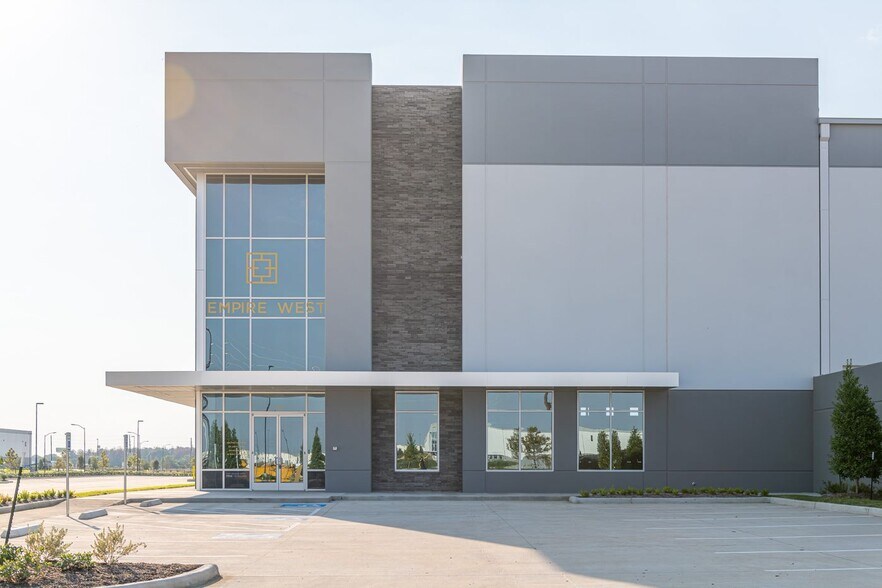 More Photos Of Brookshire Rd, Brookshire Unknown For Lease