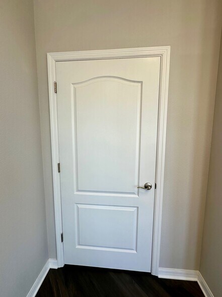 More Photos Of 10269 Mathog Rd, Riverview Office For Sale