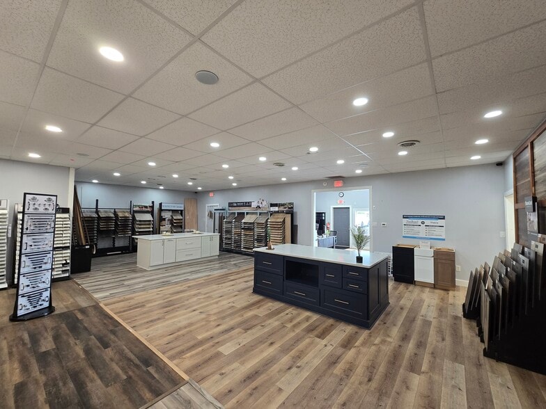 More Photos Of 9040 State Rt 14, Streetsboro Auto Repair For Sale