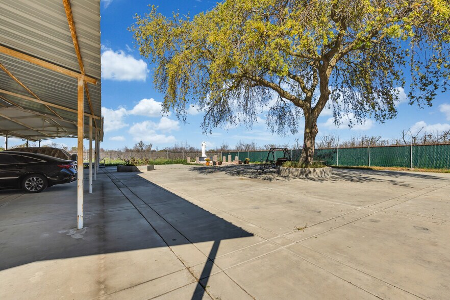 More Photos Of 9503 Barber Rd, Galt Land For Sale