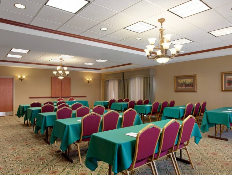 More Photos Of 102 McCormick Pky, Canon City Hotel For Sale