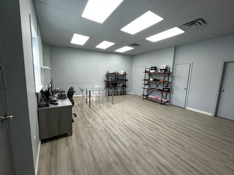 More Photos Of 346 Central Ave, Lawrence Restaurant For Lease