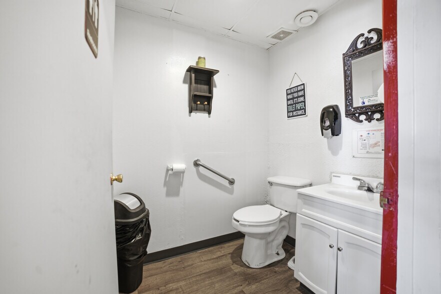 More Photos Of 12 E Main St, Shiloh General Retail For Sale