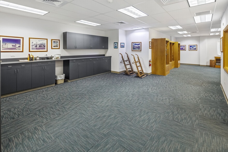 More Photos Of , Waipahu Industrial For Sale