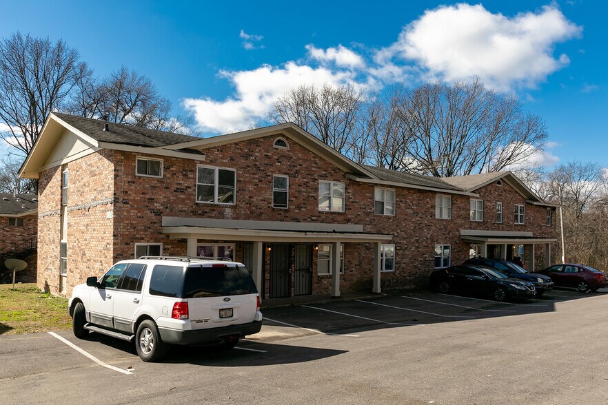 More Photos Of 3081 St. Charles Dr, Memphis Apartments For Sale