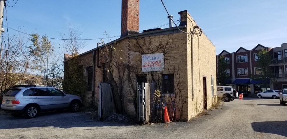 More Photos Of 565 Roger Williams Ave, Highland Park General Retail For Sale