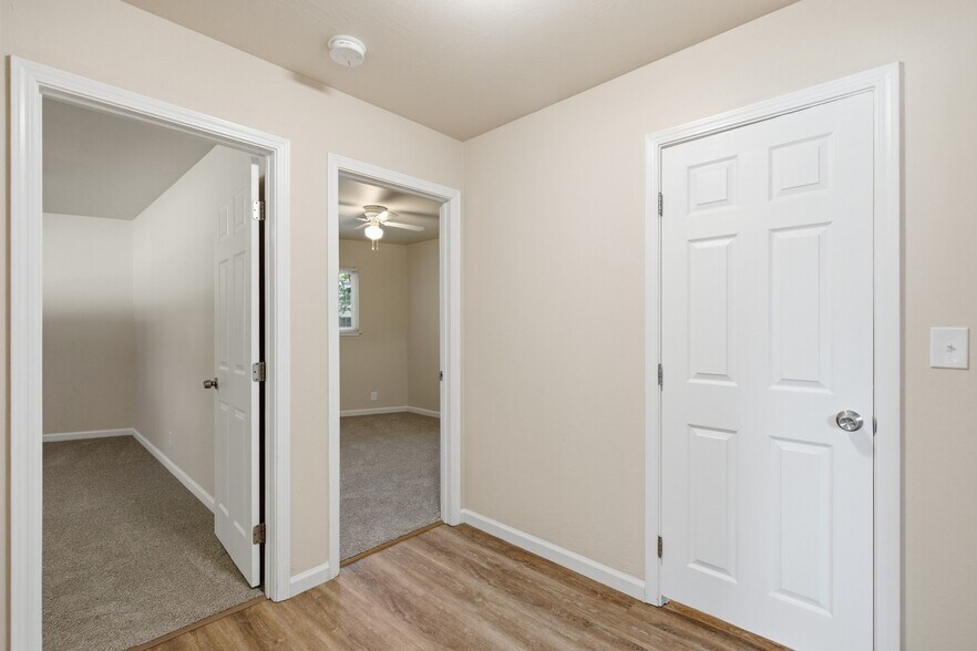 More Photos Of 1255 Woodside Rd, Redwood City Apartments For Sale