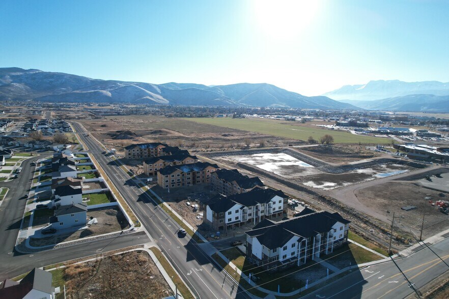 More Photos Of 1378 S Sawmill Blvd, Heber City Apartments For Sale