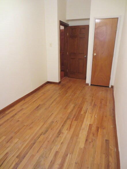 More Photos Of 250 9th St, Brooklyn Apartments For Sale