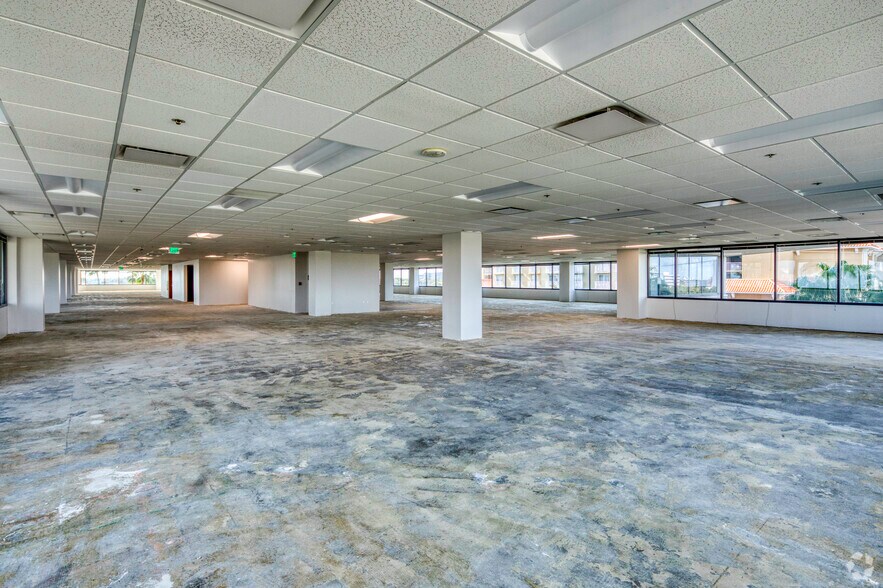 More Photos Of 4350 W Cypress St, Tampa Unknown For Lease