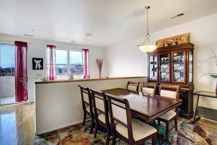 More Photos Of 314-336 Adams St SE, Albuquerque Office For Sale