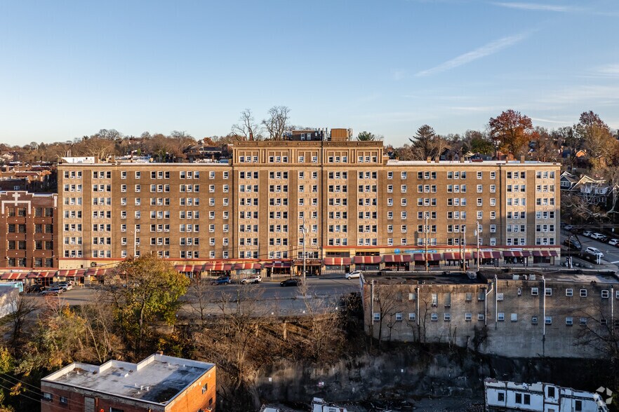 More Photos Of 2621-2731 Murray Ave, Pittsburgh Unknown For Lease