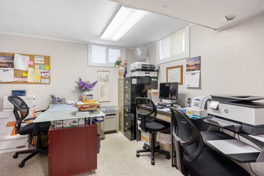 More Photos Of 1 C St, Framingham Religious Facility For Sale