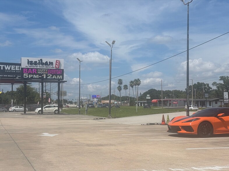 More Photos Of 5300 E Colonial Dr, Orlando Restaurant For Sale