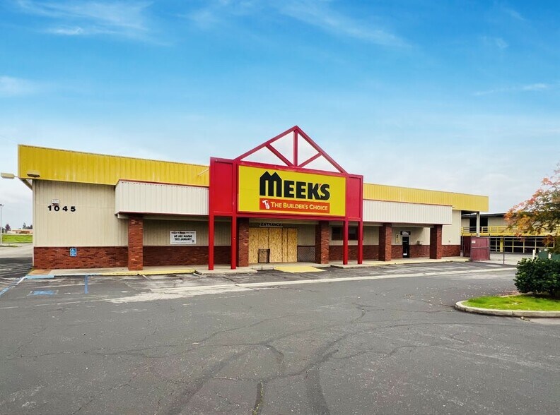 More Photos Of 1045 Twin View Blvd, Redding Freestanding For Sale