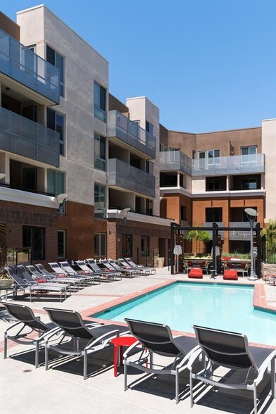 More Photos Of 905 E 2nd St, Los Angeles Apartments For Lease