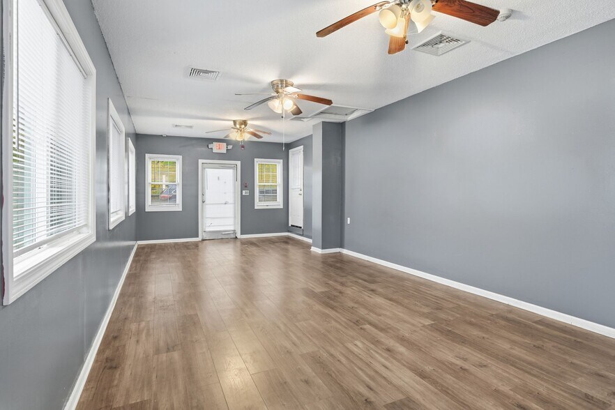 More Photos Of 1508 Main St, Agawam Restaurant For Sale