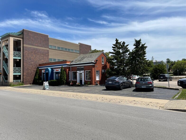 More Photos Of 237 E Main St, Barrington Storefront Retail Office For Sale