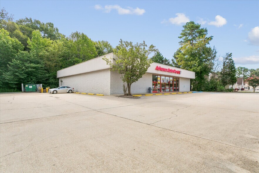 More Photos Of 398 Wythe Creek Rd, Poquoson Auto Repair For Sale