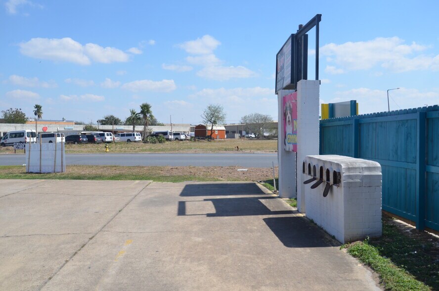 More Photos Of 315 Kings Hwy, Brownsville Storefront For Sale