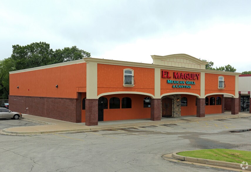 More Photos Of 1900-1920 Washington Blvd, Bartlesville Unknown For Lease