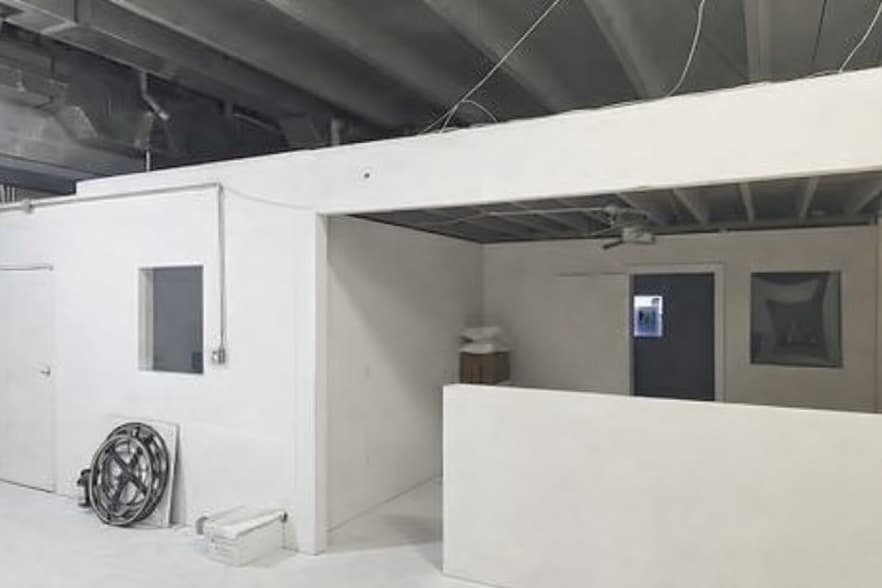 More Photos Of 8085 NW 98th St, Hialeah Warehouse For Sale