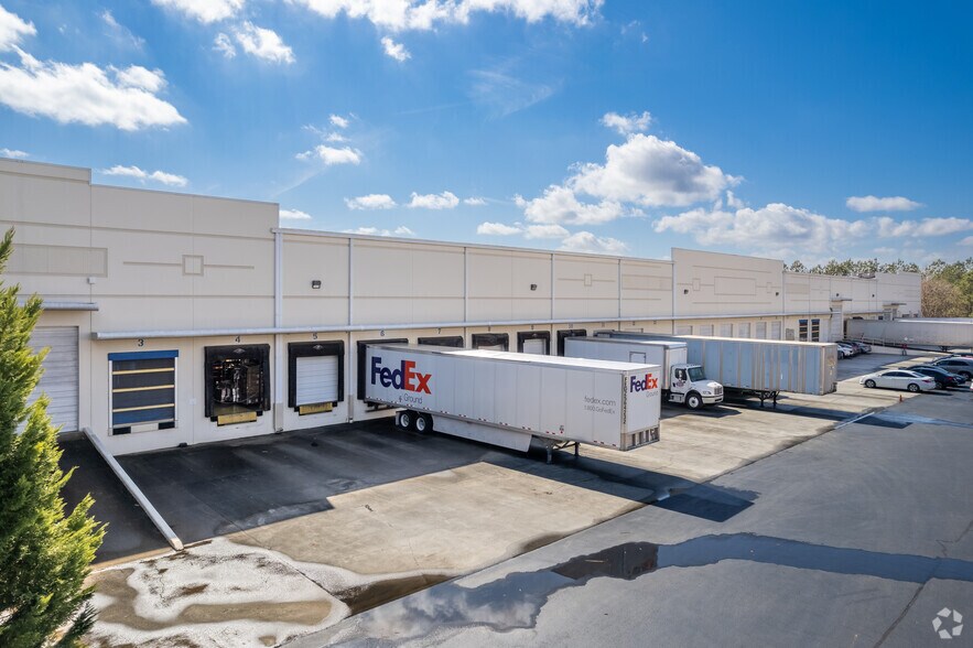 More Photos Of 1925 Shiloh Rd, Kennesaw Warehouse For Lease