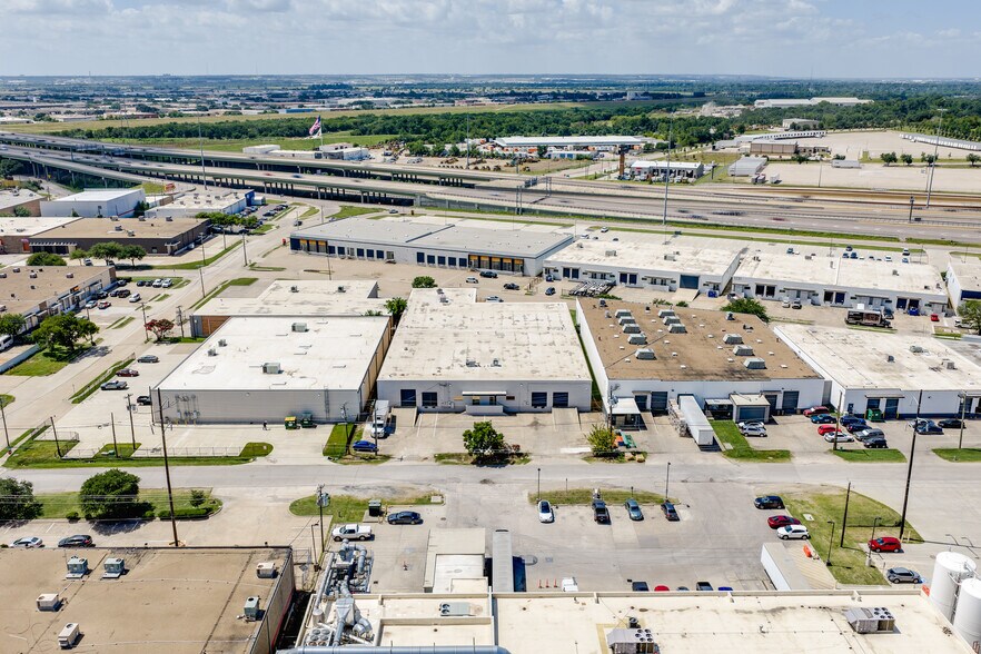 More Photos Of 3250-3254 International Pl, Irving Warehouse For Lease