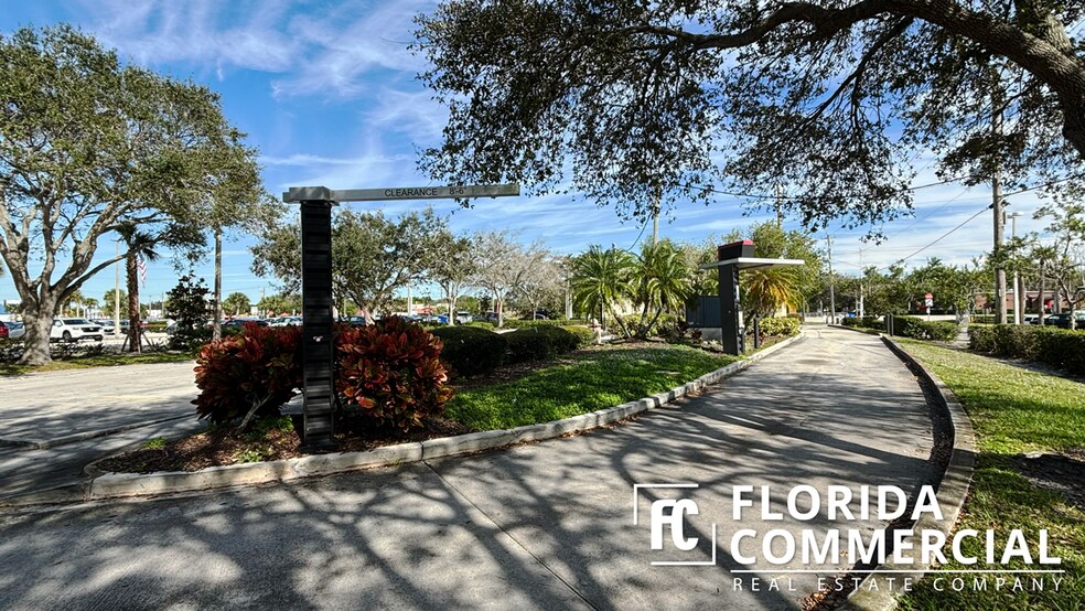 More Photos Of 4891 US Hwy 1, Fort Pierce Fast Food For Lease