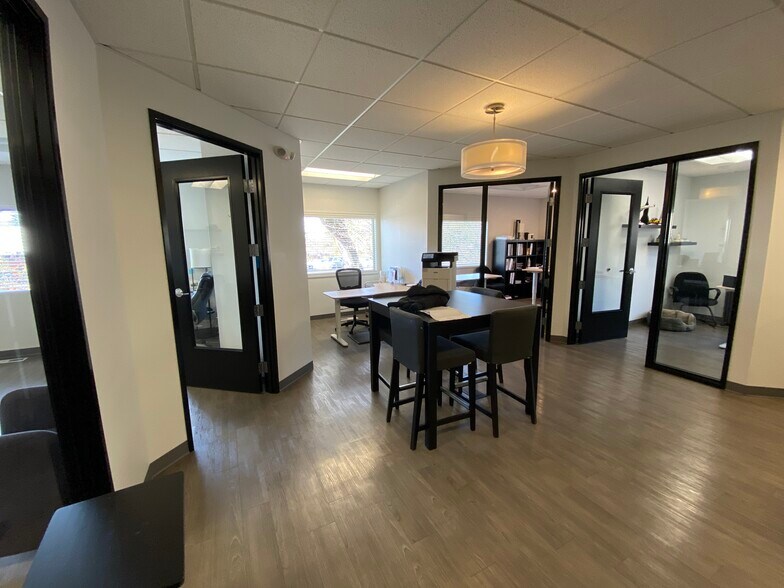 More Photos Of 1600 SW Cedar Hills Blvd, Portland Office For Sale