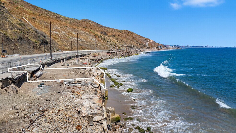 More Photos Of 19302 Pacific Coast Hwy, Malibu Land For Sale