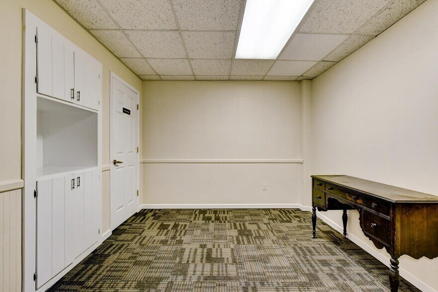 More Photos Of 410 Franklin Ave, Nutley Office For Lease