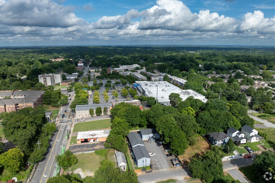 More Photos Of 20 Griffin St, Atlanta Multifamily For Sale