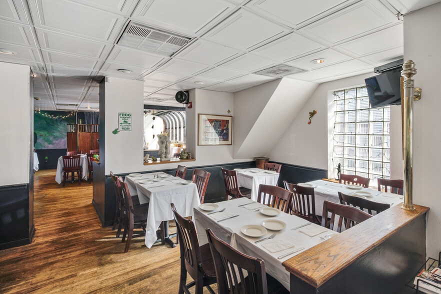 More Photos Of 2301 Fairmount Ave, Philadelphia Restaurant For Lease