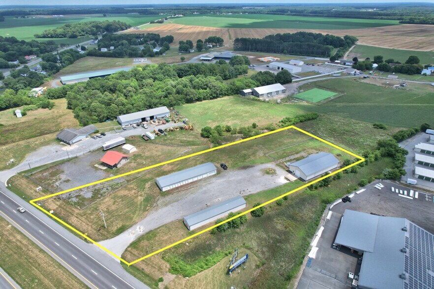 More Photos Of 20643 Sussex Hwy, Seaford Warehouse For Lease