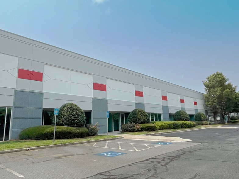 More Photos Of 4345 International Pky, Hapeville Distribution For Lease