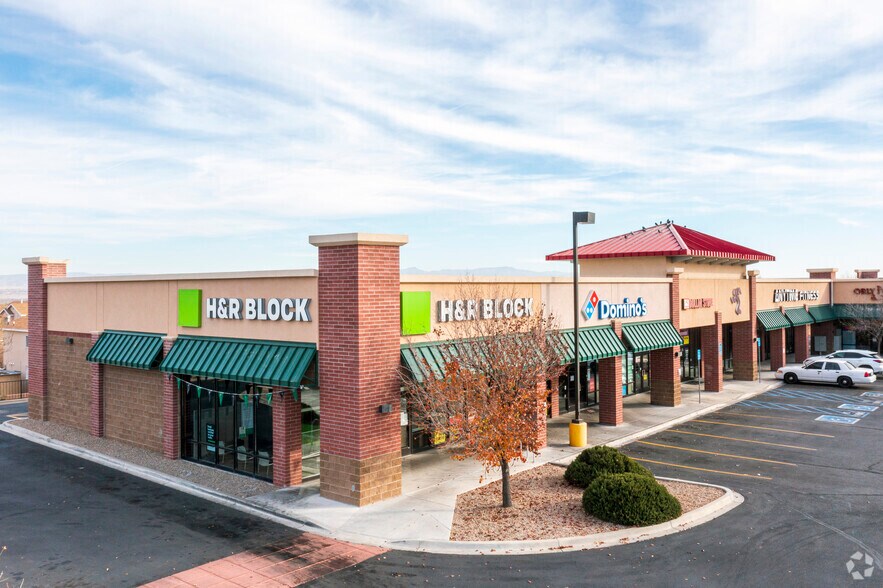 More Photos Of 9550 Sage Rd SW, Albuquerque Freestanding For Lease