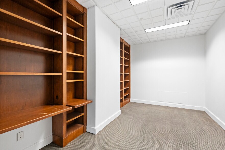 More Photos Of 1735 W Hibiscus Blvd, Melbourne Medical For Lease