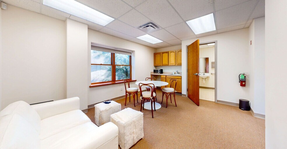 More Photos Of 521 Woodbine Ocean View Rd, Ocean View Warehouse For Sale