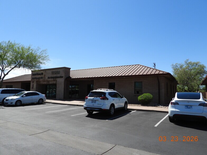 More Photos Of 4526-4532 E Camp Lowell Dr, Tucson Office For Sale