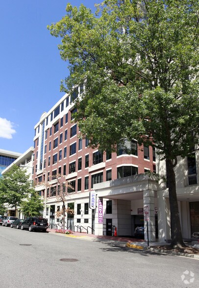 More Photos Of 501 School St SW, Washington Office For Sale