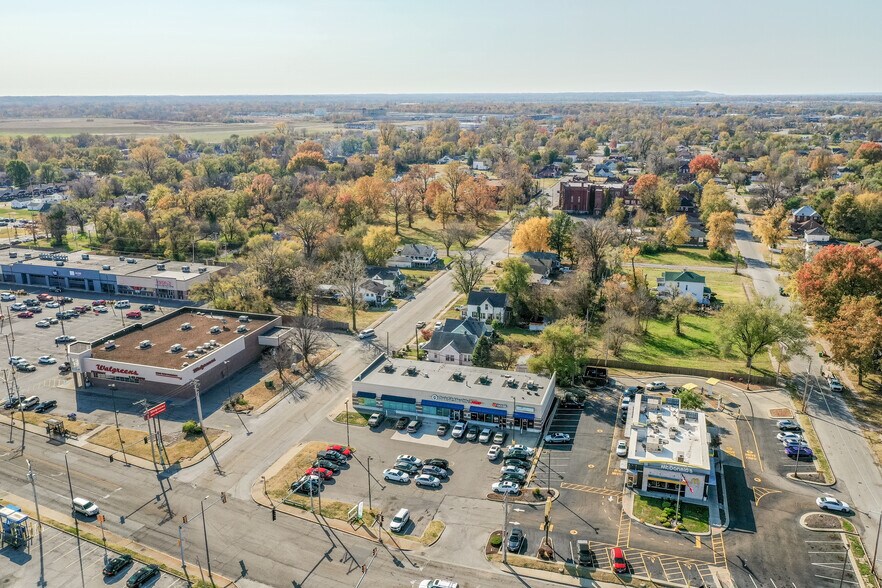 More Photos Of State St, East Saint Louis Unknown For Lease
