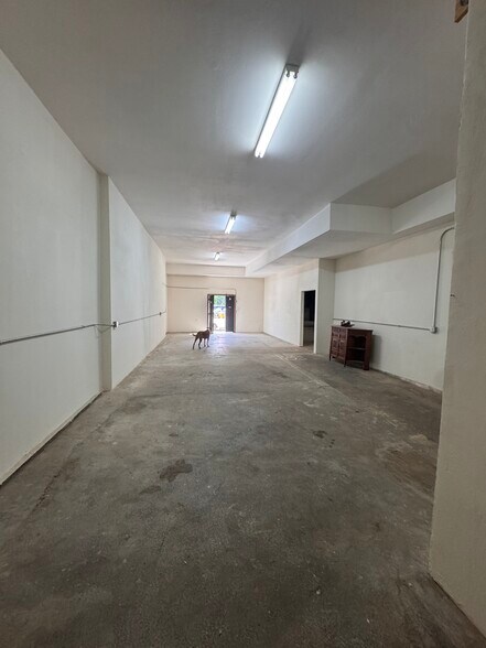 More Photos Of 586 W Avenue 28, Los Angeles Industrial For Lease