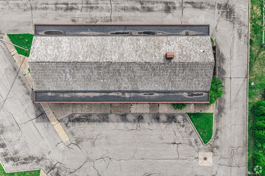 More Photos Of 26410 Lake Shore Blvd, Euclid Freestanding For Lease