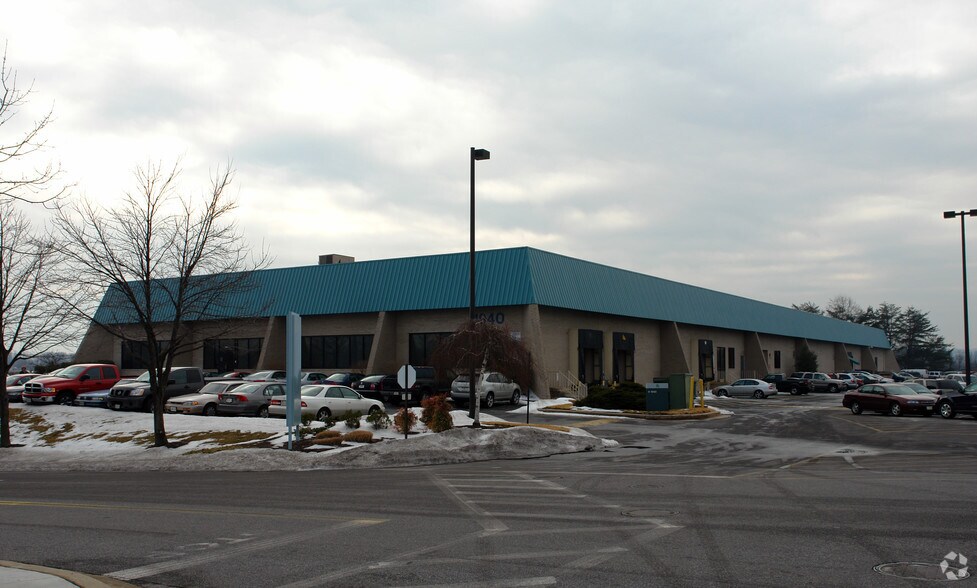 More Photos Of 1940-1946 Greenspring Dr, Timonium Unknown For Lease