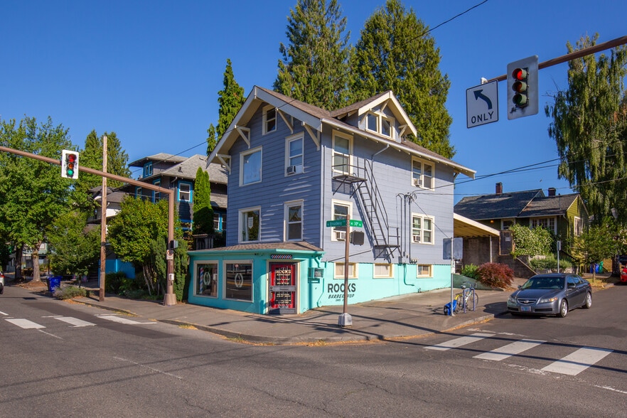 Primary Photo Of 2931-2935 NE Broadway St, Portland Storefront Retail Office For Lease