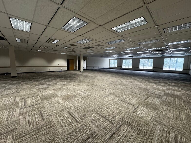 More Photos Of 1628 Browning Rd, Columbia Loft Creative Space For Lease